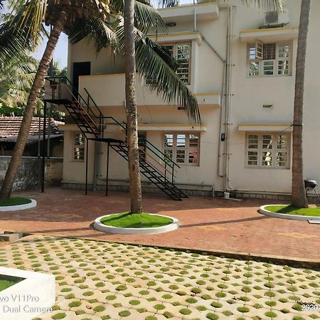 His Grace Holiday Home - Nr To Malpe Beach أودوبي المظهر الخارجي الصورة