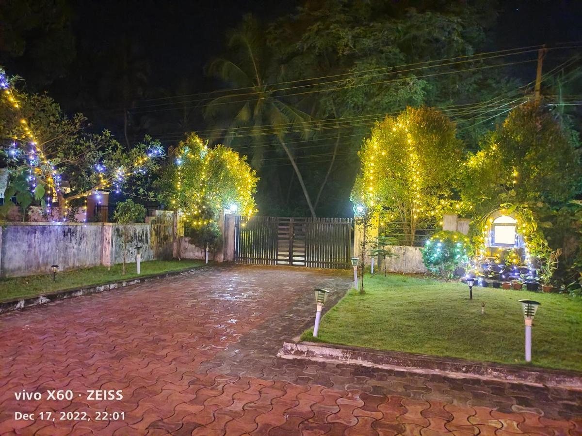 His Grace Holiday Home - Nr To Malpe Beach أودوبي المظهر الخارجي الصورة